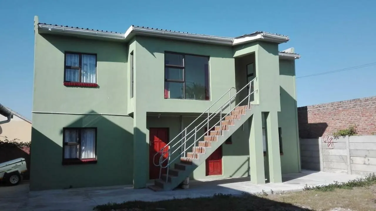 Rehoboth Family Guest House Port Elizabeth 2*,